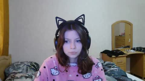 Alice online show from October 6, 9:15 am