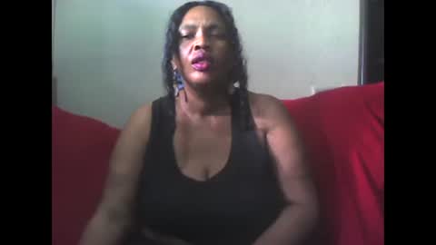 Snapshot of ddboobsnipples chatting on January 14, 7:17 am ddboobsnipples online show from January 14, 7:17 am