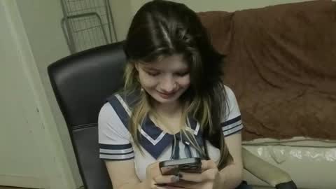 Camille online show from May 1, 9:40 pm
