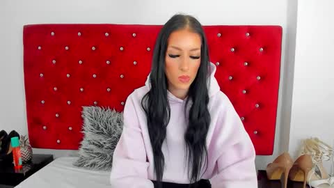 Jasmine online show from November 7, 8:42 am