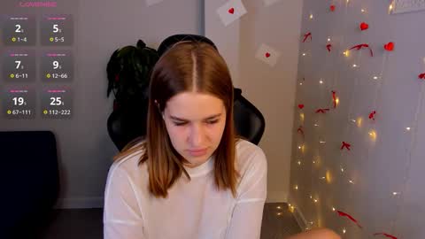 Jennifer online show from March 7, 12:39 am