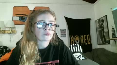 Snapshot of debbieafterhours69 chatting on October 22, 12:10 pm DEBBIE online show from October 22, 12:10 pm