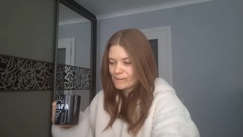 Camila online show from March 3, 8:31 am