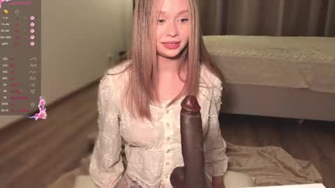 Dia online show from December 20, 9:08 pm