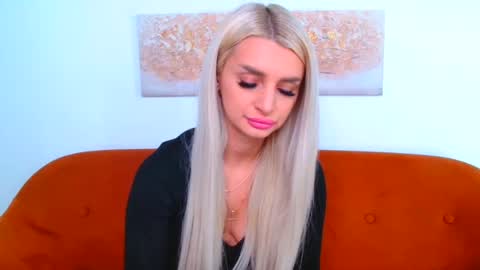 deliciaalove online show from January 30, 9:47 pm