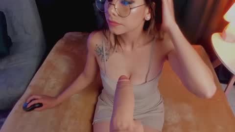 Delilah online show from January 15, 5:35 am