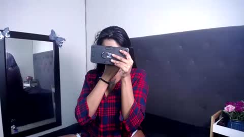 Delilah Blaze online show from April 14, 8:31 pm