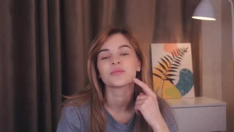 Emily online show from October 23, 7:14 am