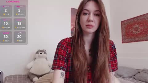 Snapshot of demiamour chatting on March 8, 10:08 am Demi. not your babybabebb and other shit online show from March 8, 10:08 am