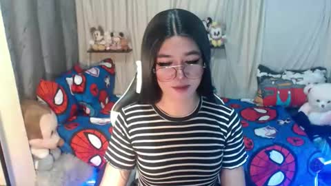 LORINE online show from October 20, 4:21 pm