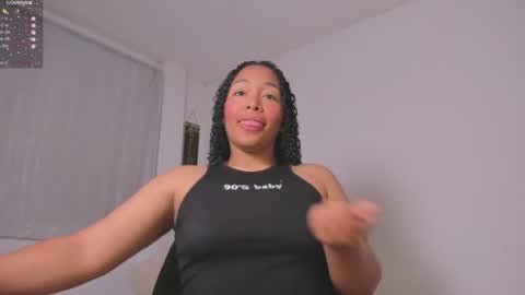 desty_y online show from June 29, 10:15 am