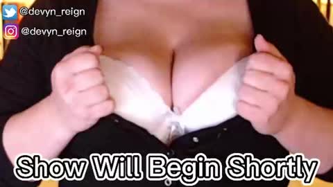 Devyn Reign online show from July 3, 3:56 am