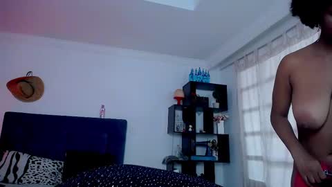 Snapshot of diabla_sexyboobs chatting on March 1, 10:10 pm D I A B L A online show from March 1, 10:10 pm