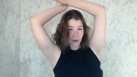 diamond is online show from May 5, 10:02 pm