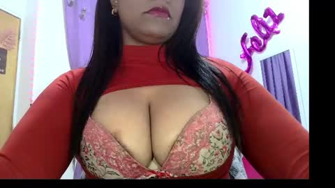 diamondd_gold online show from July 23, 1:58 am