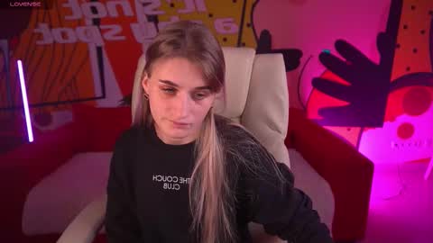 DiamondNina online show from March 10, 8:24 pm