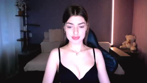 DIANA  online show from June 22, 3:42 pm