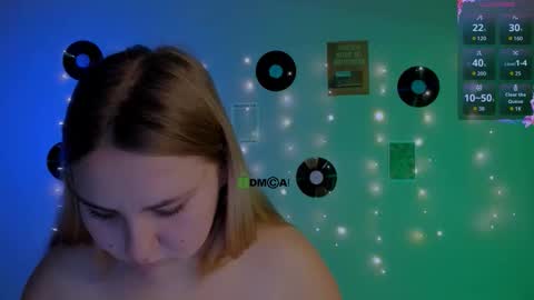 dina_bloom online show from March 6, 8:26 pm