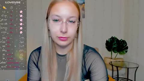 Dina online show from September 19, 3:16 am