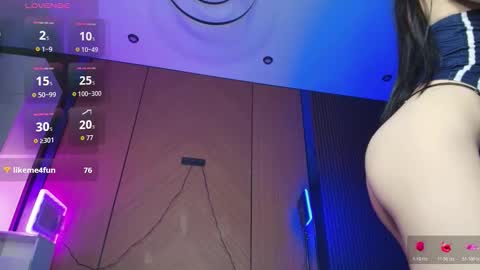 Reina online show from March 10, 4:27 am