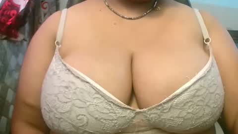 Snapshot of dipa2345 chatting on October 6, 5:24 am dipa2345 online show from October 6, 5:24 am