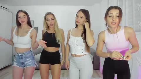 Gyna    Josie    online show from May 13, 7:47 am