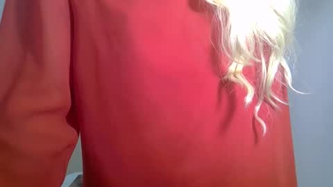 DitaMilton online show from November 22, 3:48 pm