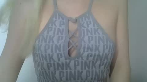 DitaVirraX online show from March 11, 1:25 pm