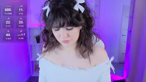 divalune_ online show from November 25, 9:04 pm