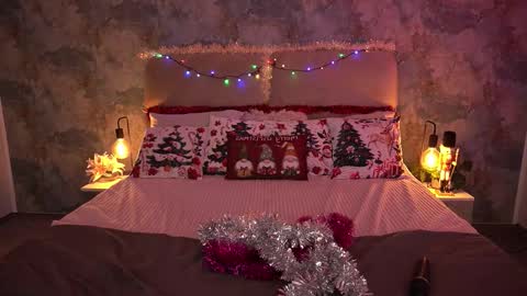 DivineJasss online show from December 14, 11:21 pm