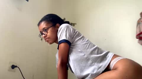 djayanah online show from January 16, 7:48 am