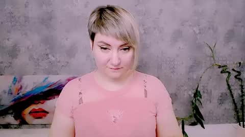 djullia online show from January 19, 8:43 am