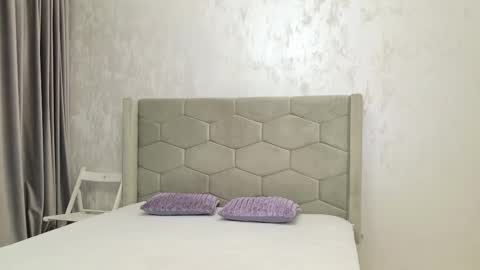 Lexi online show from February 9, 5:50 am