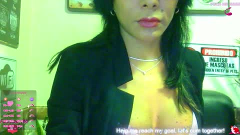 Snapshot of doll_loren26 chatting on October 8, 3:49 pm Loren online show from October 8, 3:49 pm