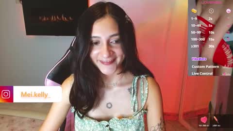 dollykelly_ online show from March 23, 12:06 am