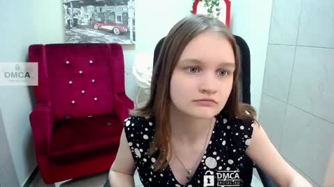 Sia online show from May 4, 11:14 am