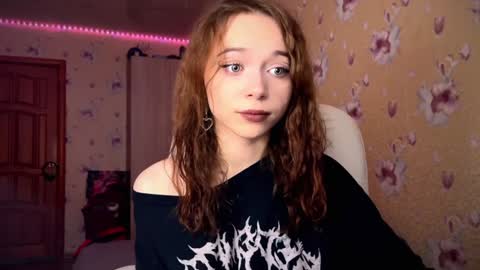 Nicole online show from January 19, 1:55 pm