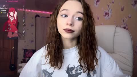 Nicole online show from January 12, 2:19 pm