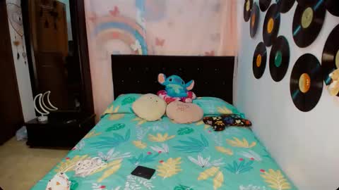 sharon online show from December 20, 9:02 am