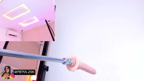 N E N A  online show from November 25, 11:49 pm