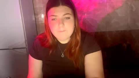 Snapshot of dreamy_desire_ chatting on October 24, 10:17 pm Odri online show from October 24, 10:17 pm