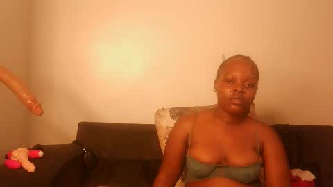 Kimberly online show from May 12, 11:33 pm