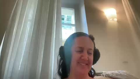 Dr. Resa online show from March 13, 1:34 pm