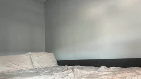 Bella online show from March 26, 3:08 am