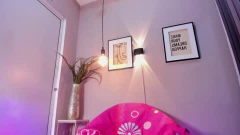 dulce__fiore07 online show from September 13, 12:35 pm