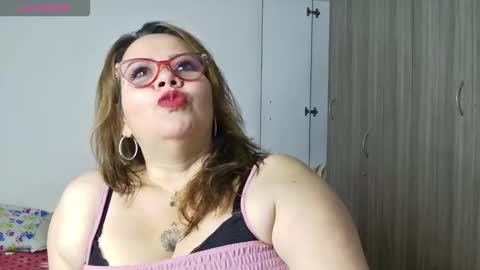 Im Dulce online show from November 28, 1:41 am