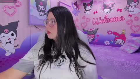 Dulce  online show from April 19, 12:05 pm