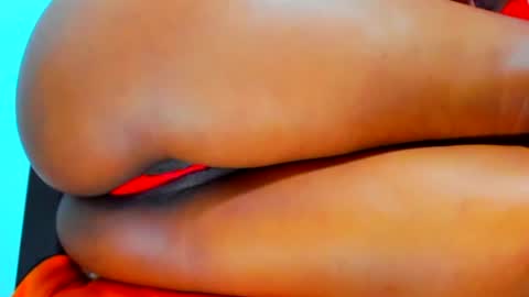 Snapshot of dulcee_cristal chatting on October 4, 7:25 am Dulce online show from October 4, 7:25 am