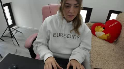 dayana online show from March 2, 6:14 am