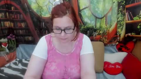 Dyanne online show from May 28, 6:50 pm